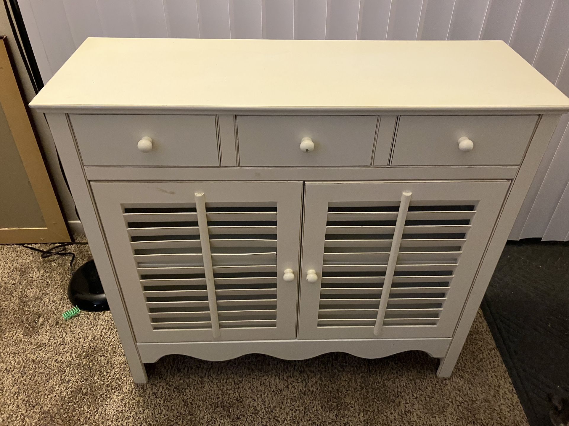 Nice cabinet. 34”h x 32”L x12”thick