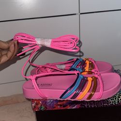 Pink tie on sandals size 8