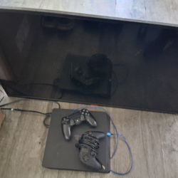 PS4 And 32 Inch TV 