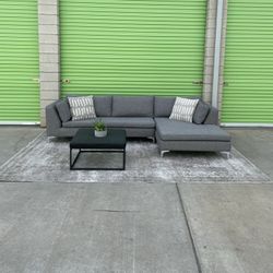 *Free Delivery* Gray Modern Custom Made Sectional Couch Sofa