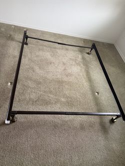 Metal double Bed Frame with Wheels