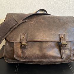 New Patricia Nash Messenger Bag