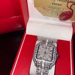 Cartier Buss Down