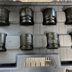 Sockets 
