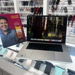 MacBook Pro m1 32Ram 512GB 16-inch