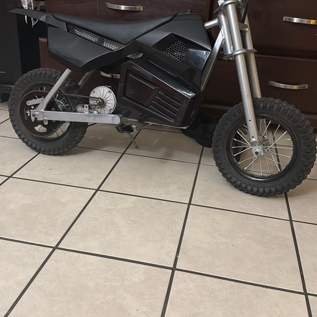Modded Razor Handebars 48v Modded Razor for Sale in Los Angeles, CA - OfferUp