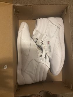 Rebook women’s 9