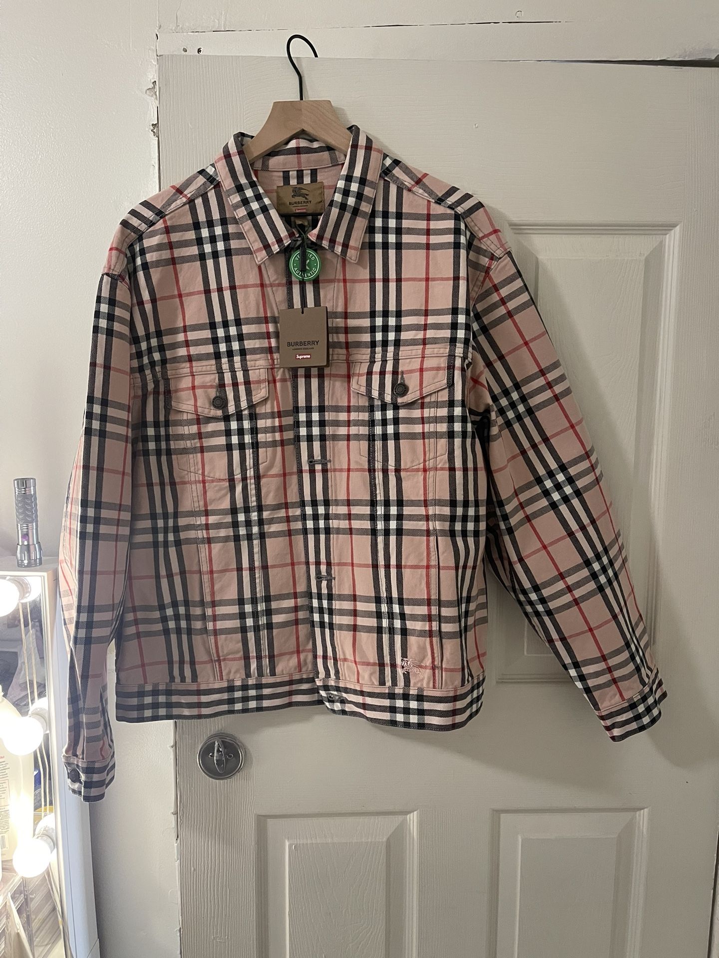 Xl Supreme Burberry Jacket 