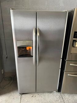 36” FRIGIDAIRE HELADERA NEVERA FRIDGE WORKING  PROPERLY  GOOD CONDITION DELIVERY
