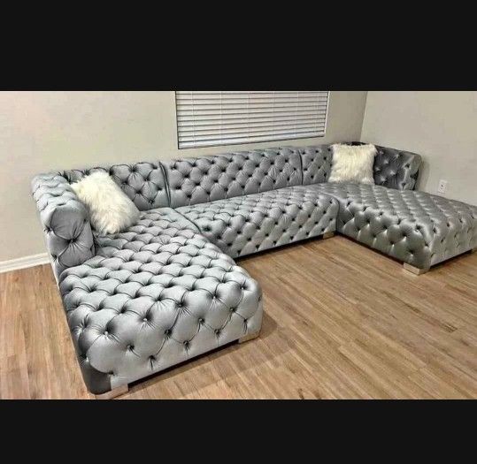 Grey Tufted Sectional Sofa New 140x70