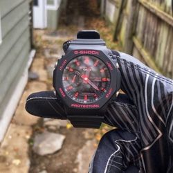 🔥 NEW G-Shock Casio Watch – Red Accents 🔥