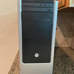 Dell 660 Custom Tower with 1 GB Graphics 256 GB SSD and HDMI