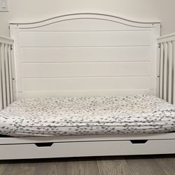 Crib and mattress