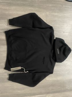 Brand new SIZE L essentials hoodie