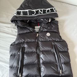 Moncler Vest Size 2/ Medium 