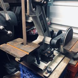 Delta 8 In X 1” X 42” Belt Sander 