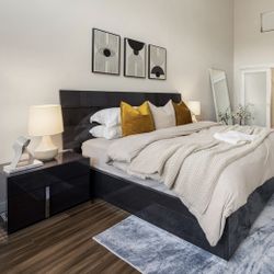 King bed frame with 2 match nightstands 