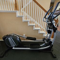 NordicTrack SE9i Elliptical machine 