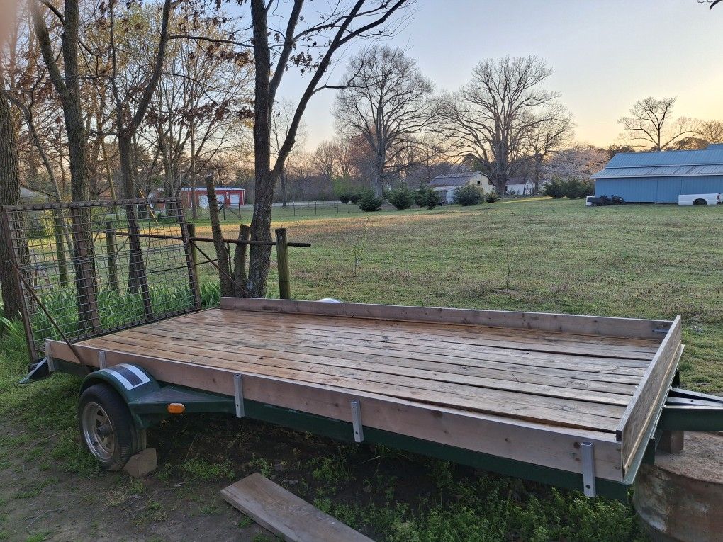 7 Ft / 16ft Dove Tail Trailor