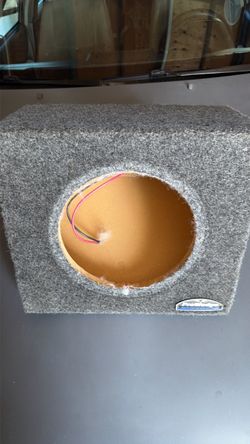 JL Audio 10” Pro Wedge box sealed