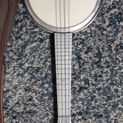 Dixie banjolele
