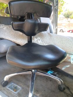 Tatsoul  ajustable artist tatoo chair