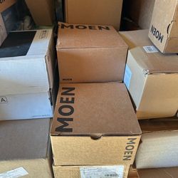 Bathroom pans & faucets