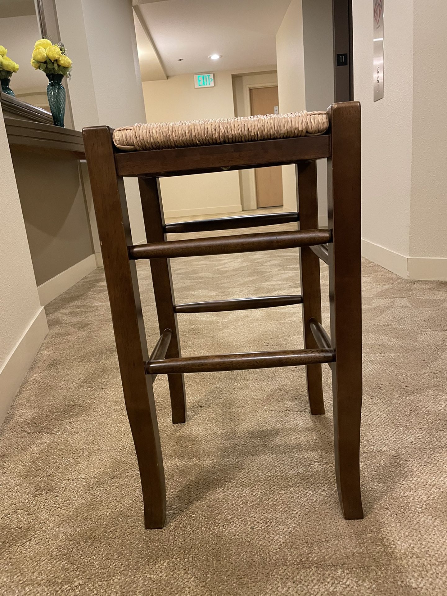 Straw Woven Wooden Table/bar Stool 