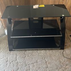 Entertainment center