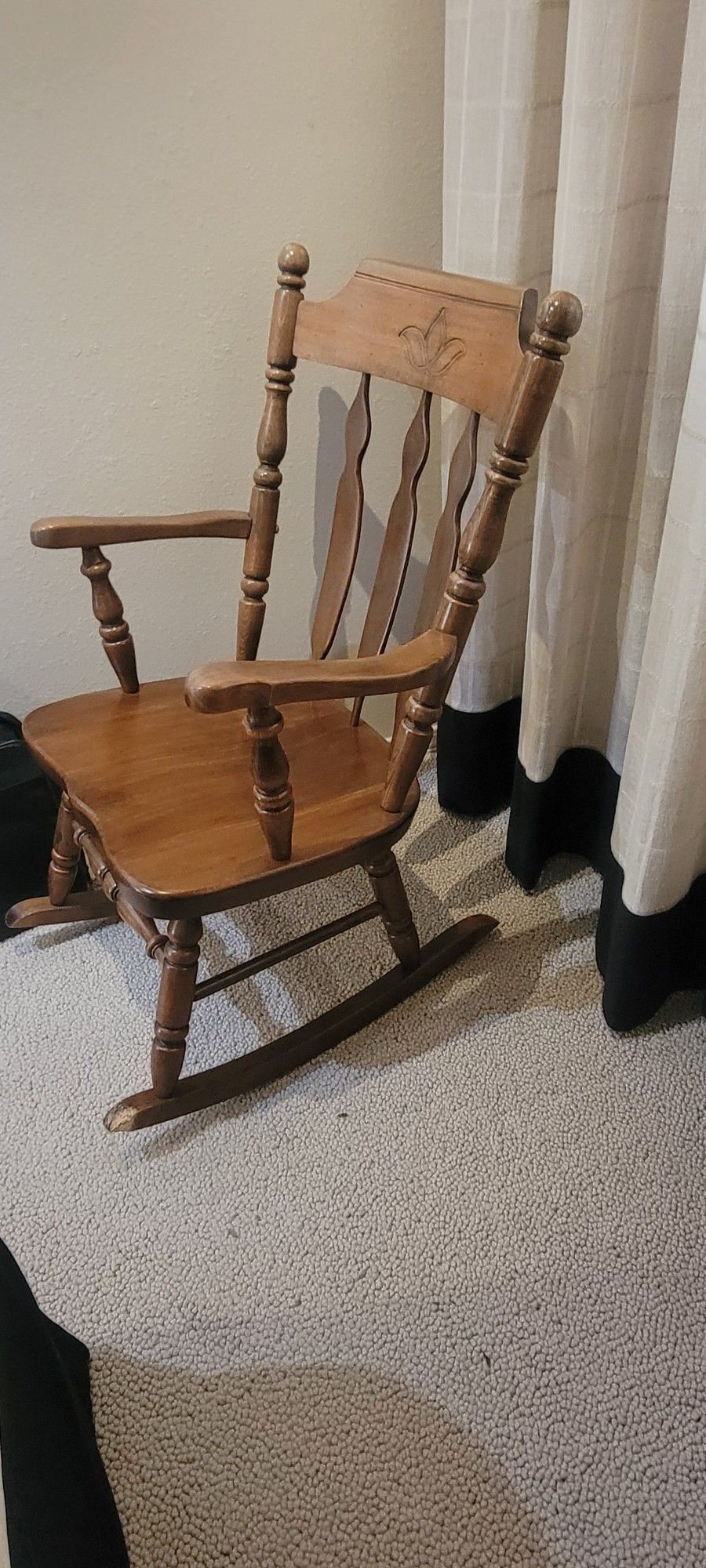 Solid Wood High-End Rocker Rocking Chair