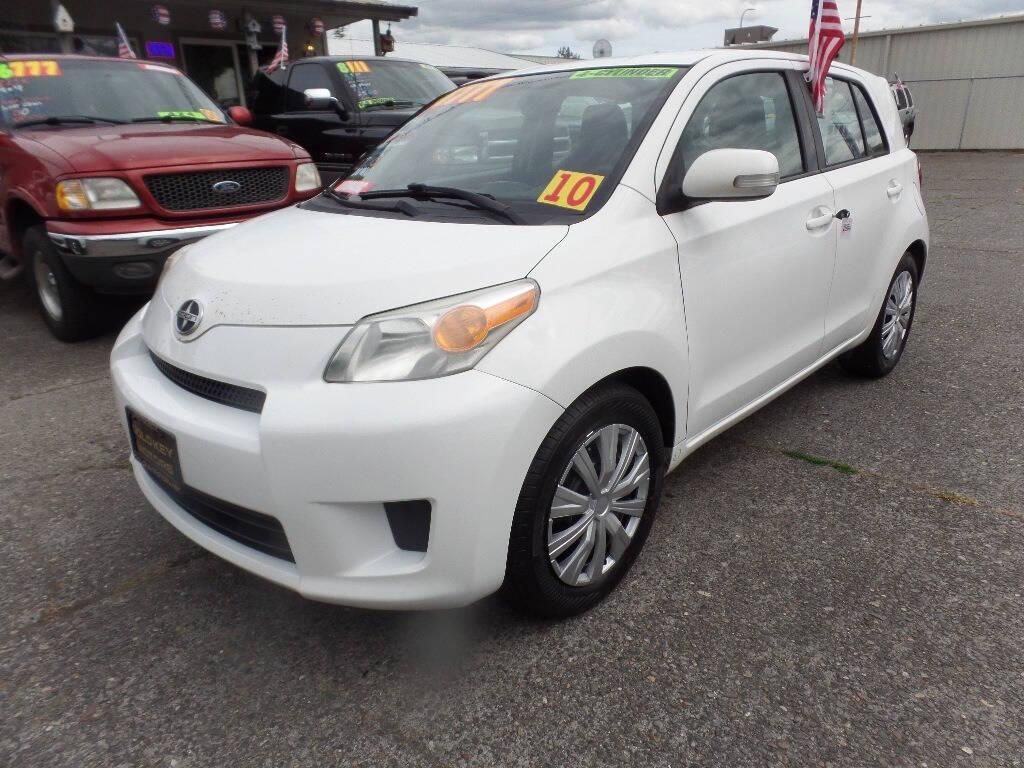 2010 Scion xD