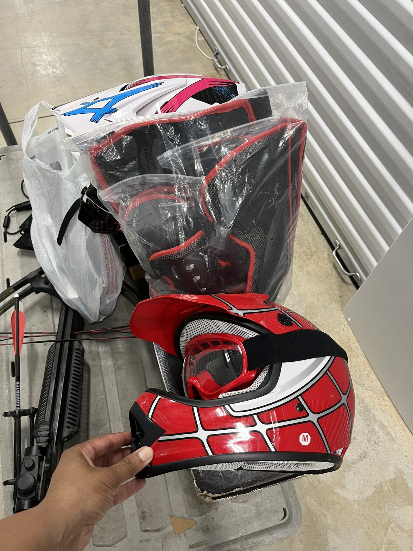 Kid Bike Helmet With Eyewear Chest Plate And Shin Set 