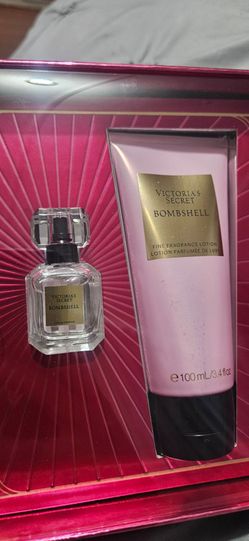 Victoria Secrets Bombshell Duo