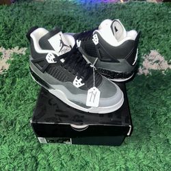 Jordan 4 Fear GS