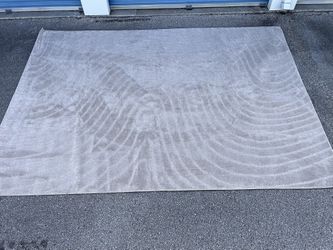 Rectangular Area Rug -( size: 9’ft x 12’ft, beige colored )- Used like new 