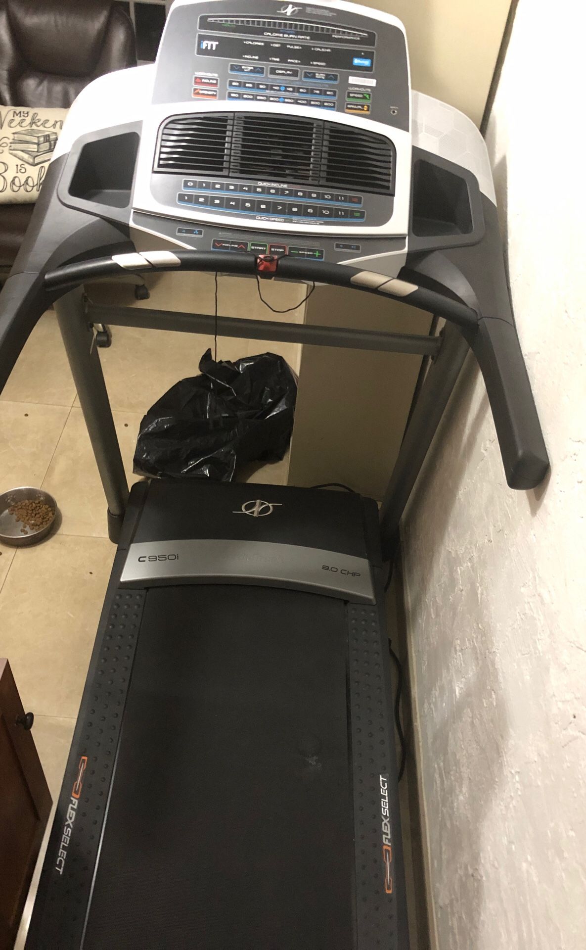 NordicTrack C950i Treadmill for Sale in Miami Gardens, FL OfferUp