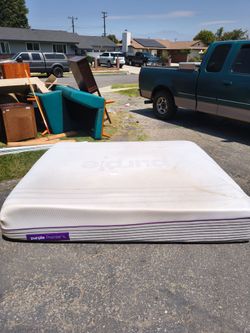 QUEEN Size Purple Premier 4 Hybrid Mattress