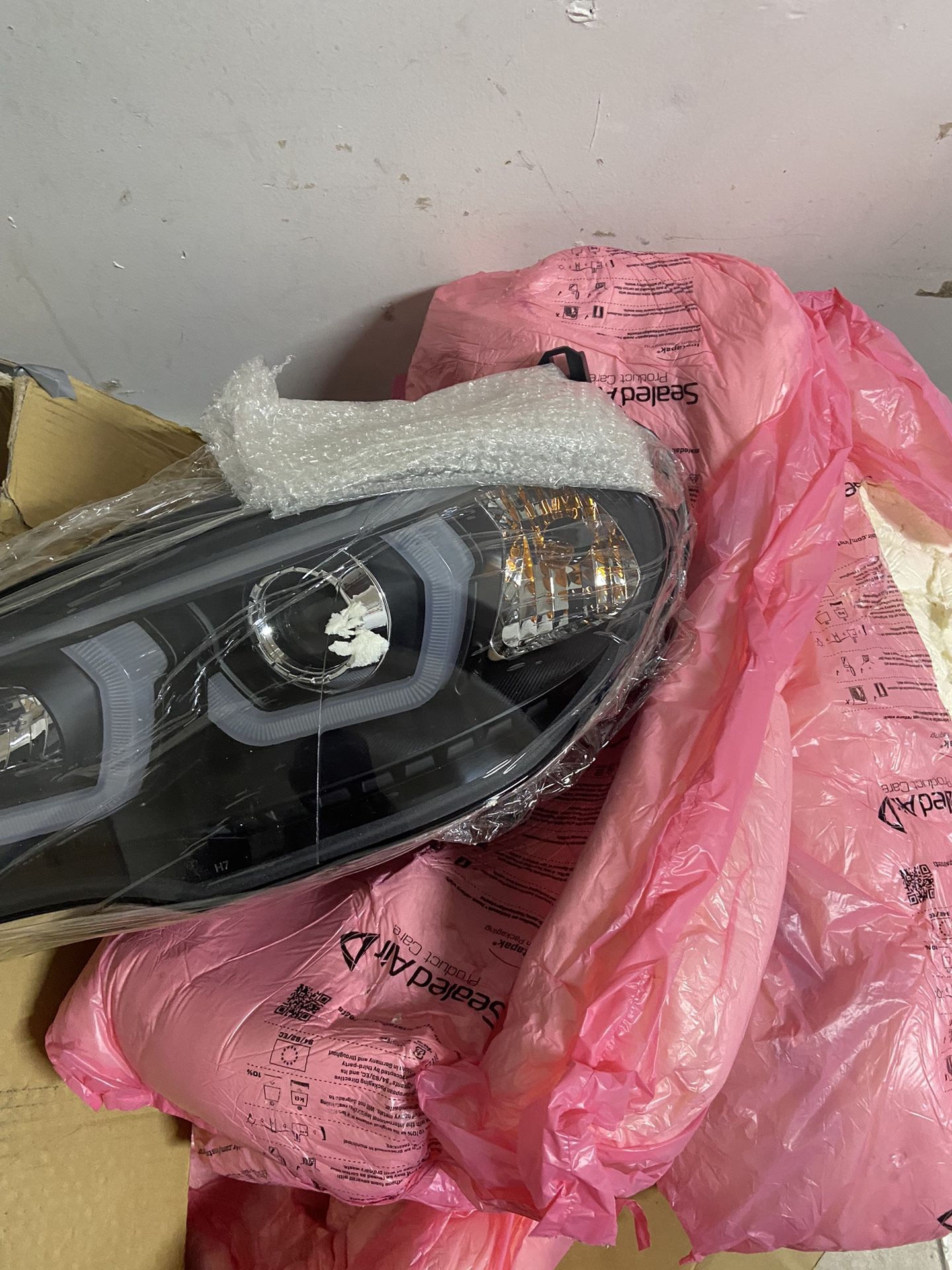 Off The Market BMW X 5 Headlights And Taillights For Sale, Headlight Brand, New Tail Lights Slightly Use $1000 For Everything Are Best Offer