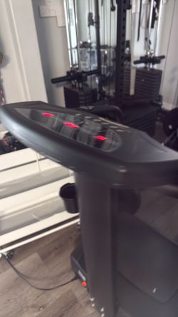 Zelus vibration, exercise machine