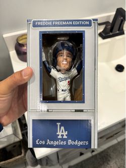 Freddy Freeman bobblehead