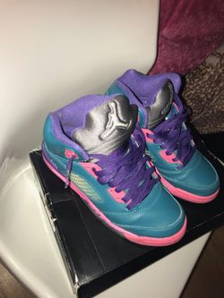 Girls Jordan Sneakers