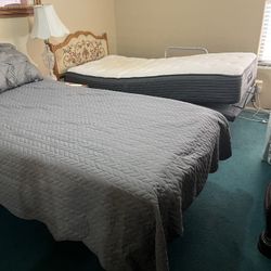 Two Twin Beds    Head And Leg Adjustable.  With Bedding.  