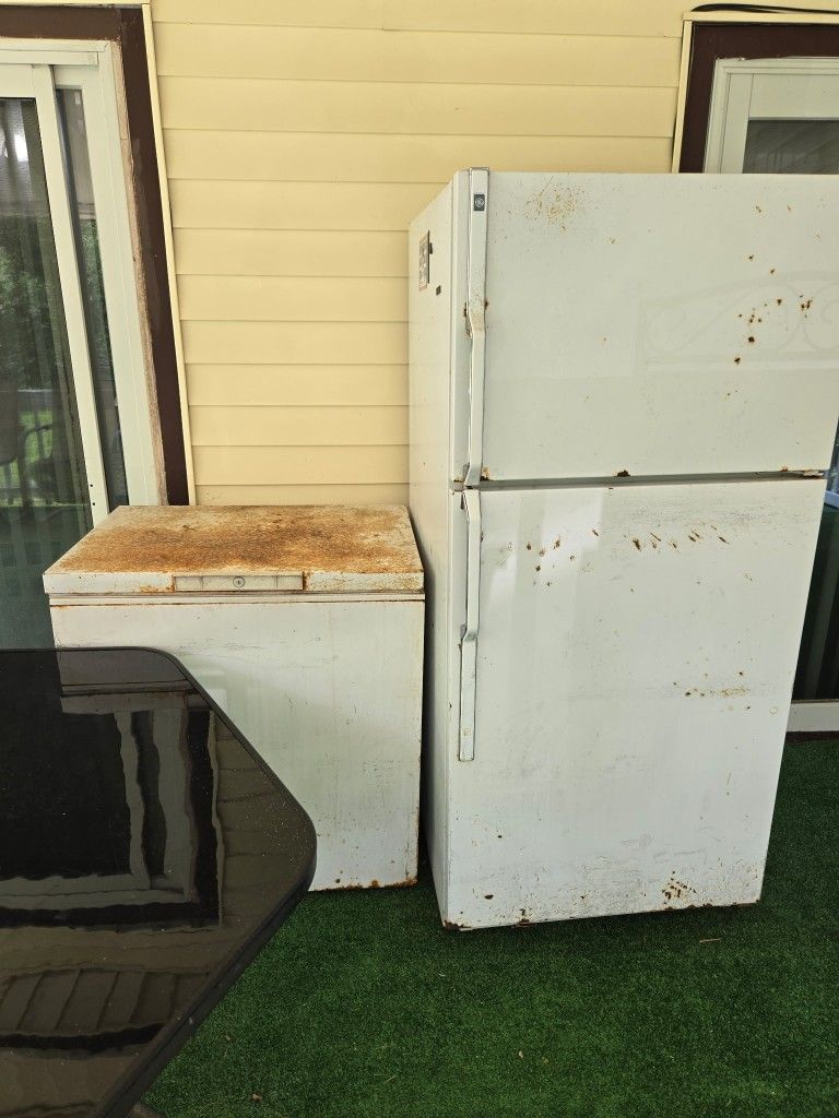 Freezer And Refrigerator Free Still Worls