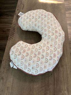 Nursing pillow