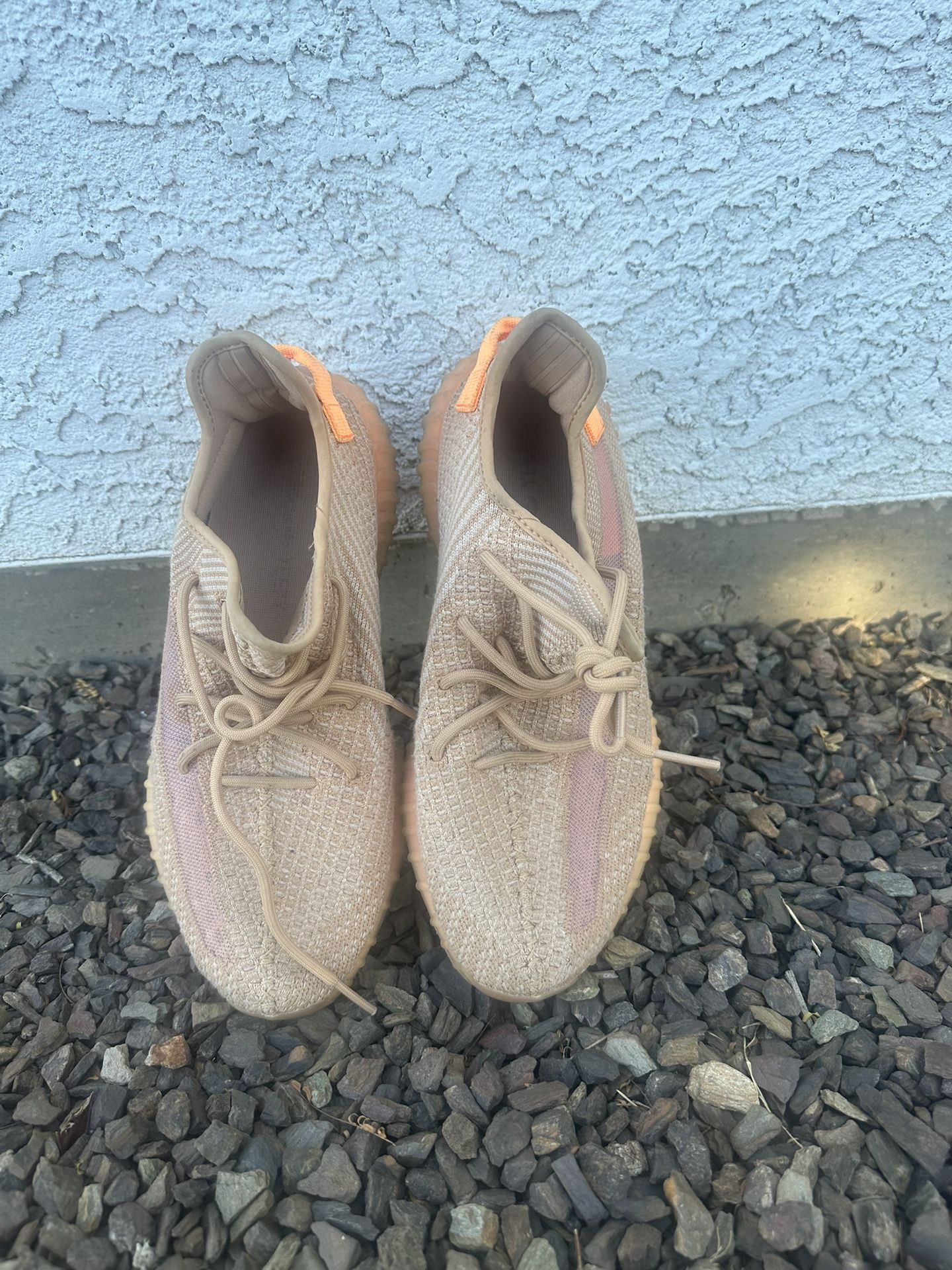 Adidas Yeezy 100% Authentic
