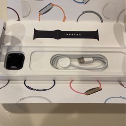 Apple Watch Series 6 (40mm) 
