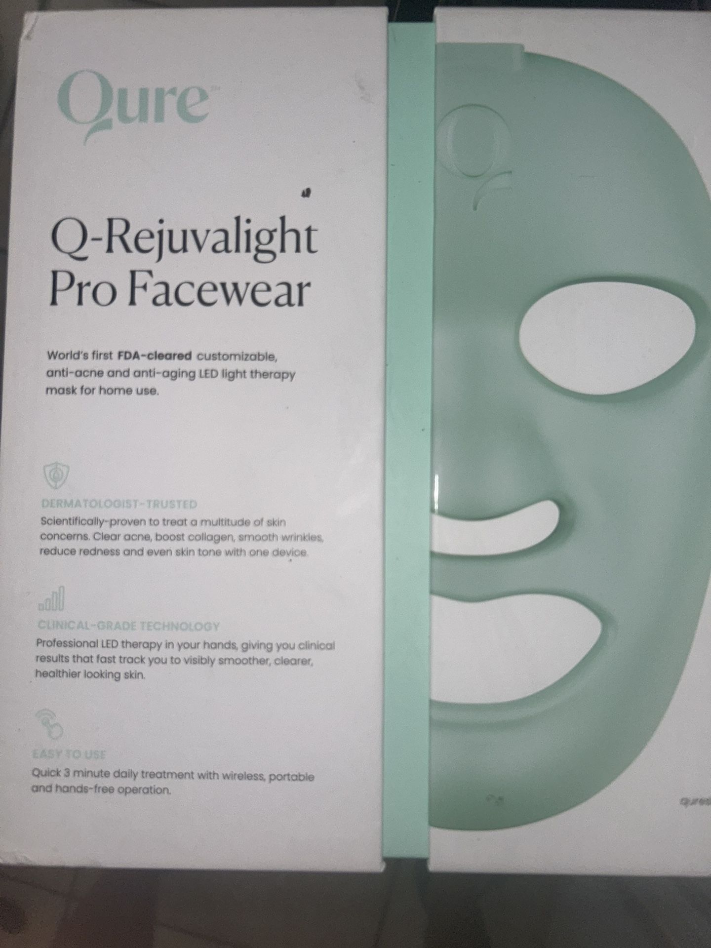 Q-Rejuvalight Pro Face Wear