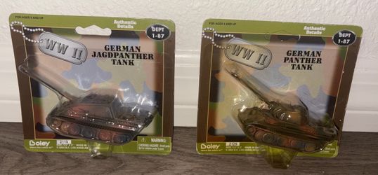 Boley WW II German Jagdpanther and Panther Tanks - Collectible Model Replica