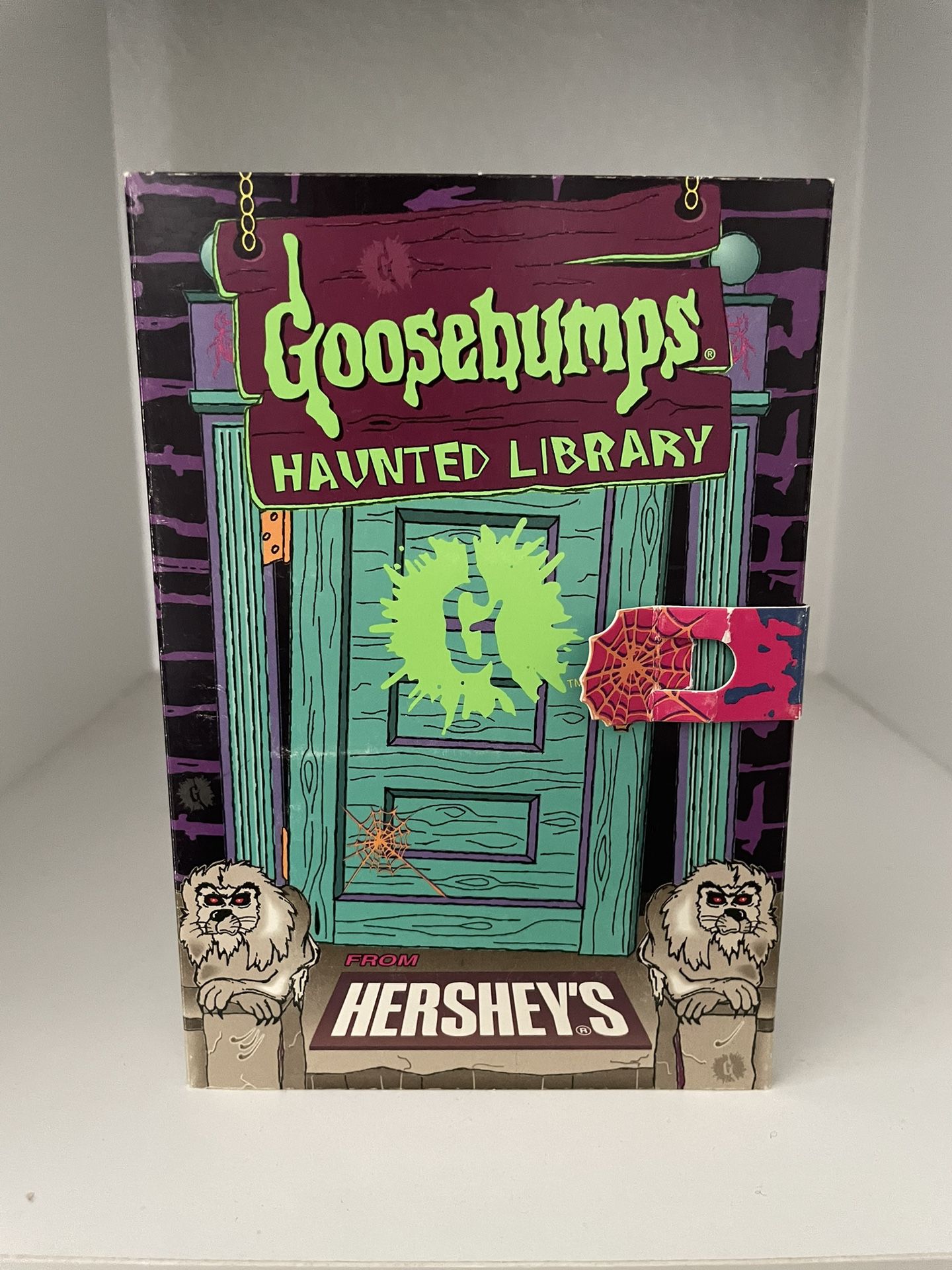 Goosebumps Haunted Library With 3 Mini Books 
