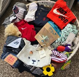 Baby clothes Each $1.00